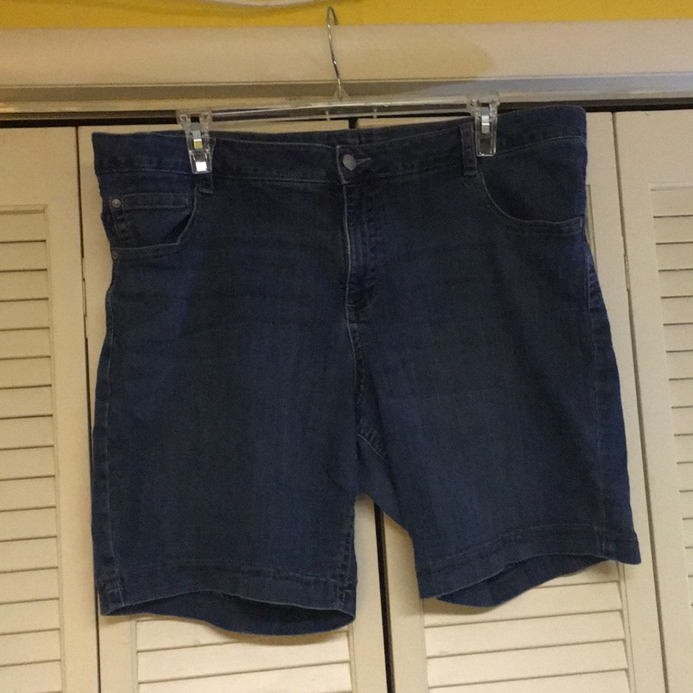 Women’s 22W jean shorts Lee Brand